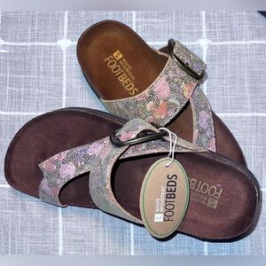 NWT- White Mountain Footbeds Charley Sandals Floral Print Leather Size 8